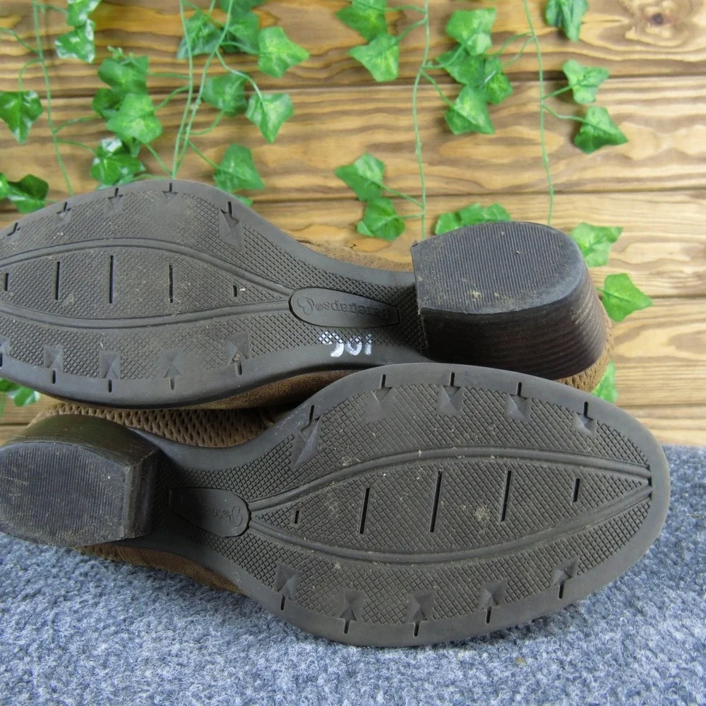 Baretraps Reinella Womens 9 Brown Heeled Ankle Boots‎ Perforated Buckle Booties